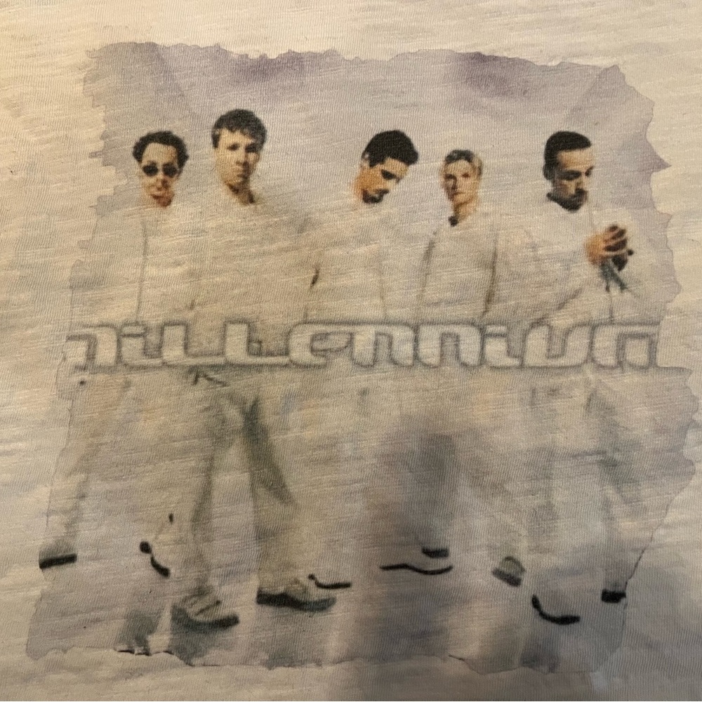 H&M Light Lavender Crewneck Tee with Subtle Sheen